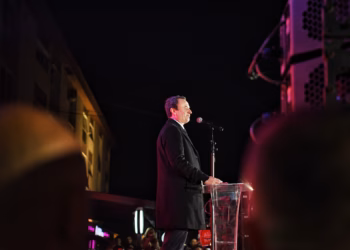 Kurti në Lipjan premton pagë minimale 500 euro