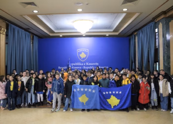 Mbi 5 mijë nxënës vizituan Kuvendin në prag të përvjetorit të Pavarësisë së Kosovës