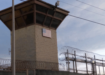 Rritet numri i emigrantëve që mbahen në Guantanamo