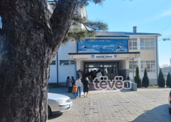 Në Pejë një qytetar kapet duke fotografuar votën