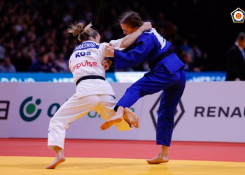 Distria e fiton të bronztën, medalja e tetë e saj në Paris