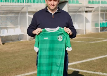 Granit Dervisholli merr drejtimin e FC Feronikelit 74