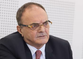 Nisin hetimet ndaj ambasadorit Berishaj për dyshime rreth transportimit të votave