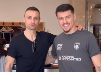 Daku takohet me Berbatovin, idhullin e tij