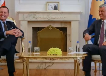 Grenell uron 17 shkurtin: Thaçi, duhet të festojë sot në Prishtinë, jo pas hekurave në Hagë