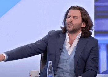 “Kadal, s’është dramatike me i thënë tjetrit hajvanë”, Kraki debaton me analistët për deklaratën e Kurtit