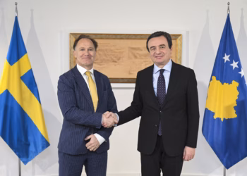 Kurti dhe ambasadori i Suedisë në Kosovë flasin për hapat e formimit të institucioneve