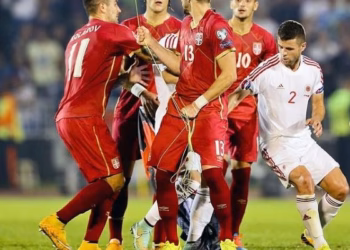 Lila harron tmerrin në Beograd, përkrah Evropianin Shqipëri – Serbi