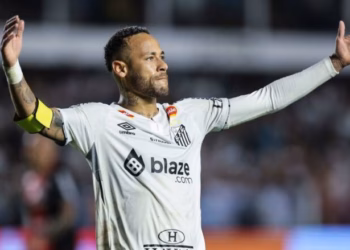 Neymar flet për rikthimin e tij në Santos