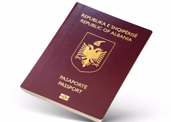 Miratohet vendimi në Shqipëri – Qytetarët me dokumente të skaduara mund të votojnë më 11 maj