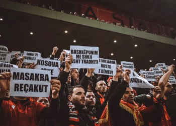 “Tifozat Kuq e Zi” reagojnë fuqishëm