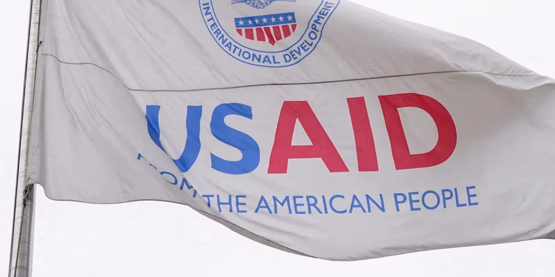 Policia serbe bastis disa OJQ që bashkëpunuan me USAID-in në Serbi
