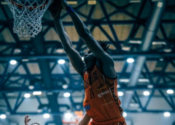 Bashkimit i lëndohet amerikani McKinnis