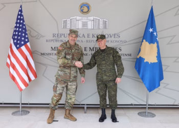 Jashari takon komandantin e ushtrisë amerikane, diskutuan mbi sfidat globale të sigurisë