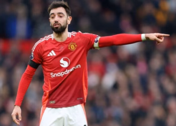Bruno Fernandes vazhdon të shpresojë se Man Utd do të fitojë trofe këtë sezon
