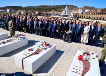 Haradinaj: Familja Jashari, vulë e përjetshme e krenarisë dhe arritjes më të madhe kombëtare