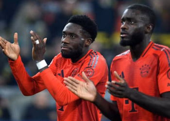 Tronditet Bayerni, lëndohen Davies dhe Upamecano