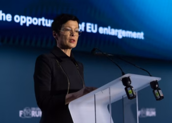 Negociatat për anëtarësim në BE, Komisionerja për Zgjerimin Marta Kos në Tiranë nga 12 deri në 14 mars