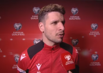 Kapiteni Gjimshiti: “Nuk u frikësuam, Anglia ishte e fortë”