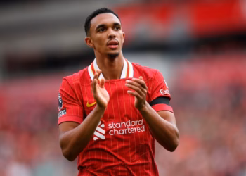 Real Madridi siguron Alexander-Arnoldin