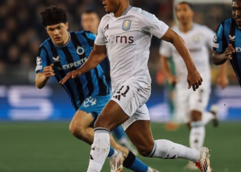 Aston Villa mposht Bruggen në Belgjikë
