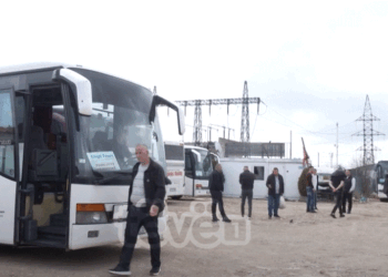 Policia ua ‘pret’ rrugën autobusëve të linjës Podujevë – Prishtinë