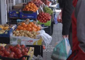 Qytetarët të mllefosur nga rritja e çmimeve në këtë muaj të Ramazanit