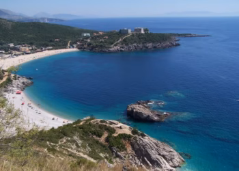 Ishte raportuar i humbur, gjendet i vdekur 50-vjeçari në Sarandë