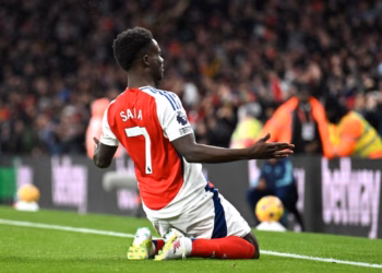 Arsenali po e blindon me kontratë të re Sakan