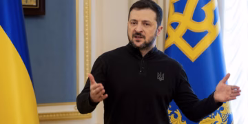 Zelensky: Jam i këmbyeshëm me NATO-në