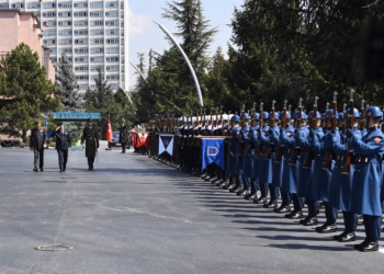 Jashari diskuton me zyrtarët turq blerjet ushtarake