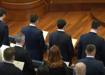 Pas dy dështimeve, betohen deputetët