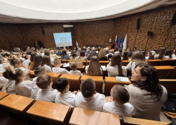 Projekti që ndikoi te fëmijët e komuniteteve jo-shumicë për të drejtat e tyre