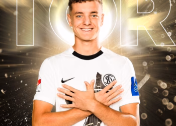 Fisnik Asllani nuk ndalet me gola, shënon tri herë në derbin ndaj Hanoverit