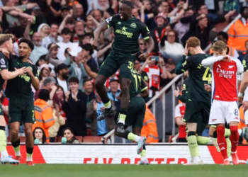 Arsenali humb gjasat për titull, barazon në “Emirates” me Brentfordin
