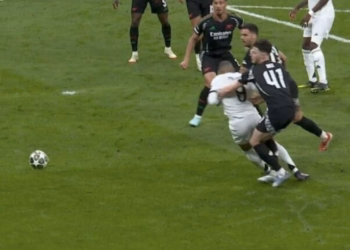 UEFA sqaron arsyen përse u anulua penalltia e Real Madridit