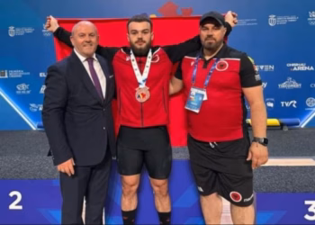 Kristi Ramadani, dy medalje bronzi për Shqipërinë në Evropianin e Peshëngritjes