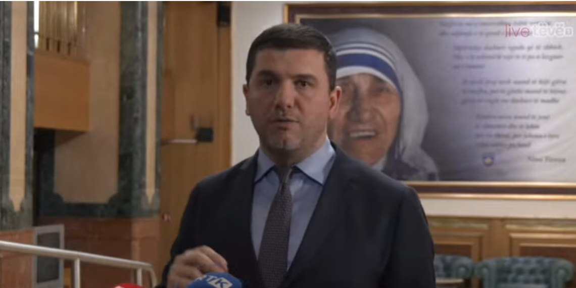 Krasniqi: LVV erdhi në mënyrë të organizuar për ta bllokuar seancën