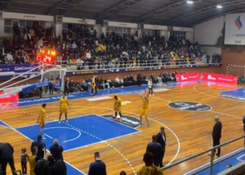 Rifillon ndeshja Ylli – Peja, e ndërprerë shkaku i përleshjes