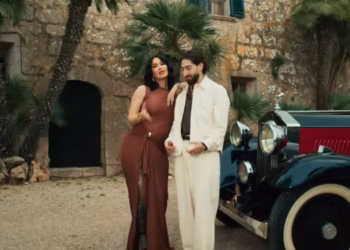 “Zemër ty”, kënga më e re e Dafina Zeqirit