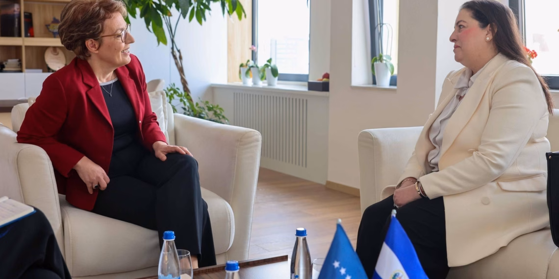 Gërvalla takohet me ambasadoren e El Salvadorit në Kosovë, Rhina Bardi