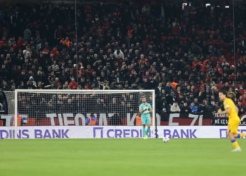 FIFA dënon Shqipërinë, ndaj Serbisë do të lejohen më pak tifozë