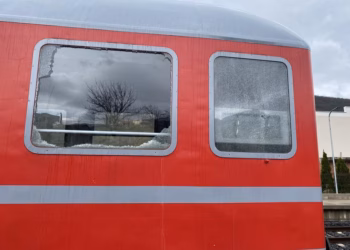 Në Han të Elezit dëmtohen disa vagonë të sapo riparuar