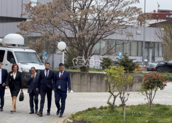 Krasniqi: Grupi parlamentar i komuniteteve joserbe do ta votojë Qeverinë Kurti 3