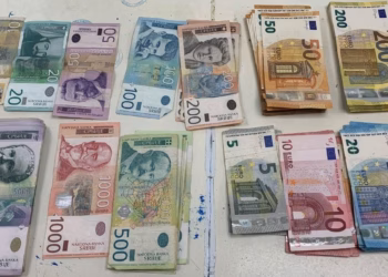 Një shtetas serb kapet me mbi 11 mijë euro të padeklaruara në Bërnjak