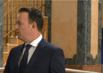 Peci mohon se ka kërcënuar me largim nga VV-ja nëse Limaj zgjidhet kryeparlamentar