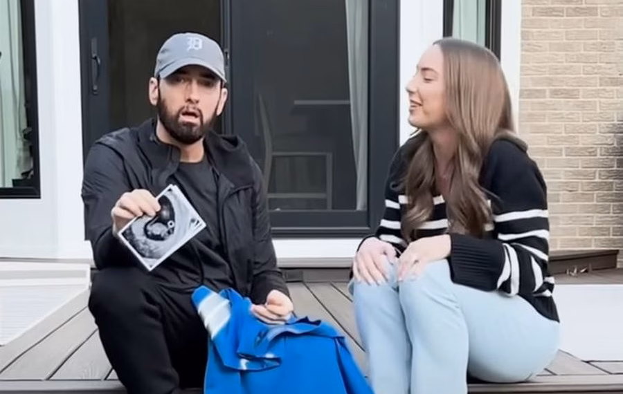 Eminem bëhet gjysh, Hailie Jade nderon të atin me emrin e të birit