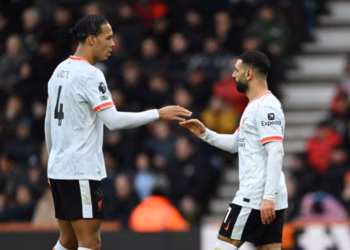 Salah e Van Dijk mbeten tek Liverpooli