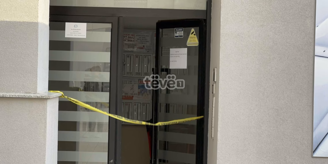 Detaje nga tragjedia në Prishtinë, ku 34-vjeçari u gjet i vdekur brenda banesës e gruaja e tij mbeti e plagosur