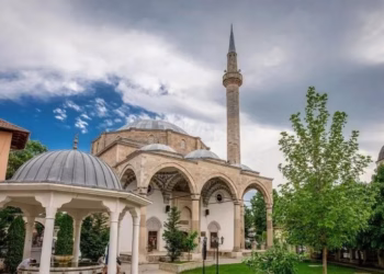 BIK-u reagon për arrestimin e të dyshuarit për spiunazh: Rinia të mos bie në kurthet e rrymave devijante